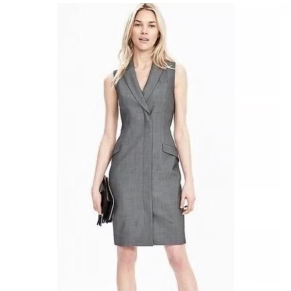 Banana Republic Gray Sleeveless Sheath Dress with Lapels and Pockets size 14